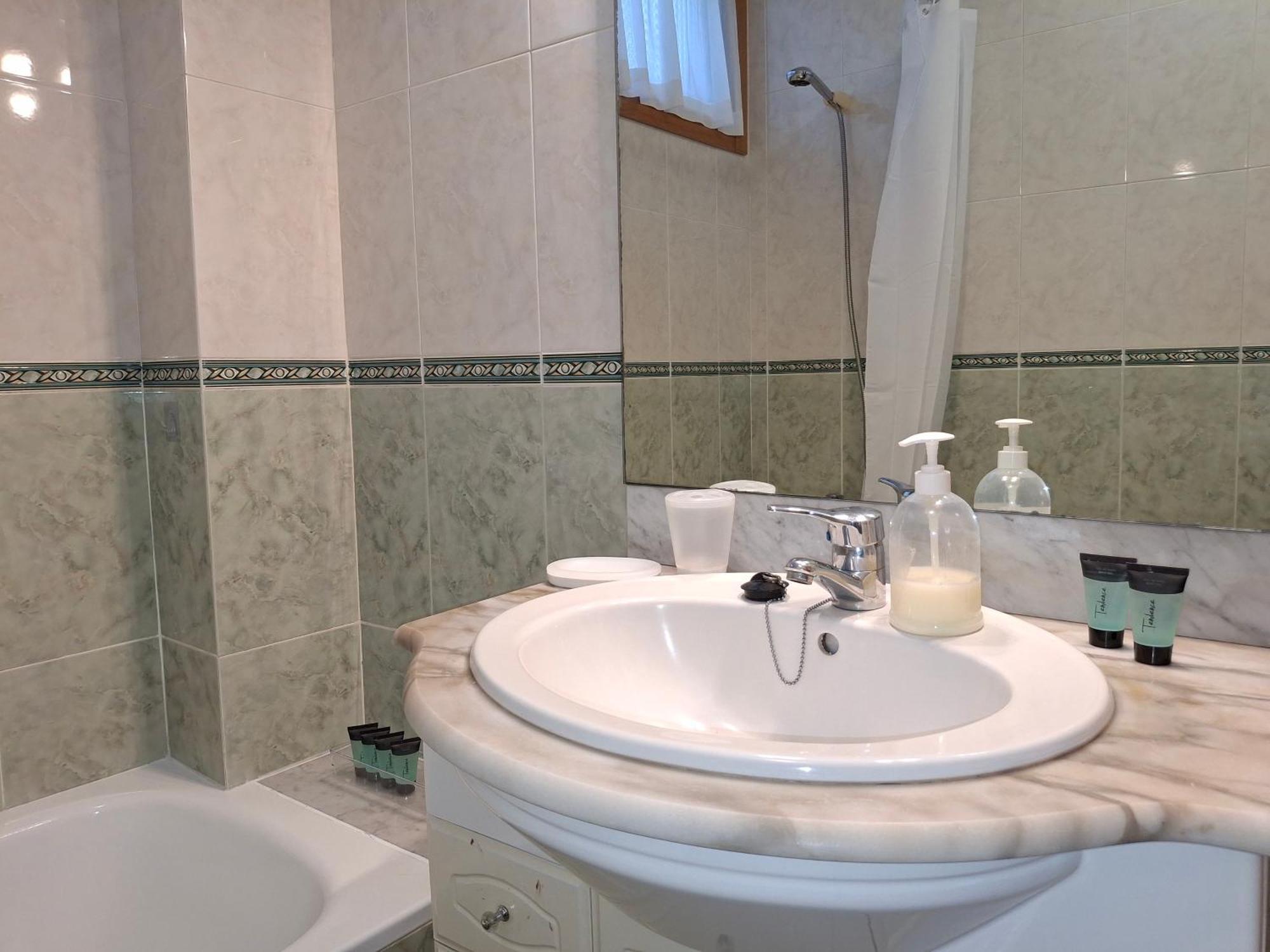 Apartamento Zona Camelias Vigo Eksteriør billede